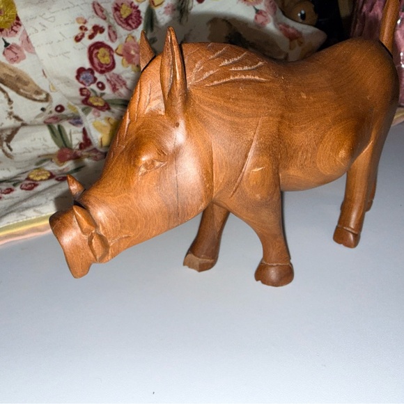 Hand Carved Warthog Wild Boar Pig Vintage Wood Figurine Carving Kenya Razorbacks - Picture 3 of 12